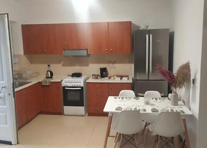 Mama Marina Apartement Near To The Airport